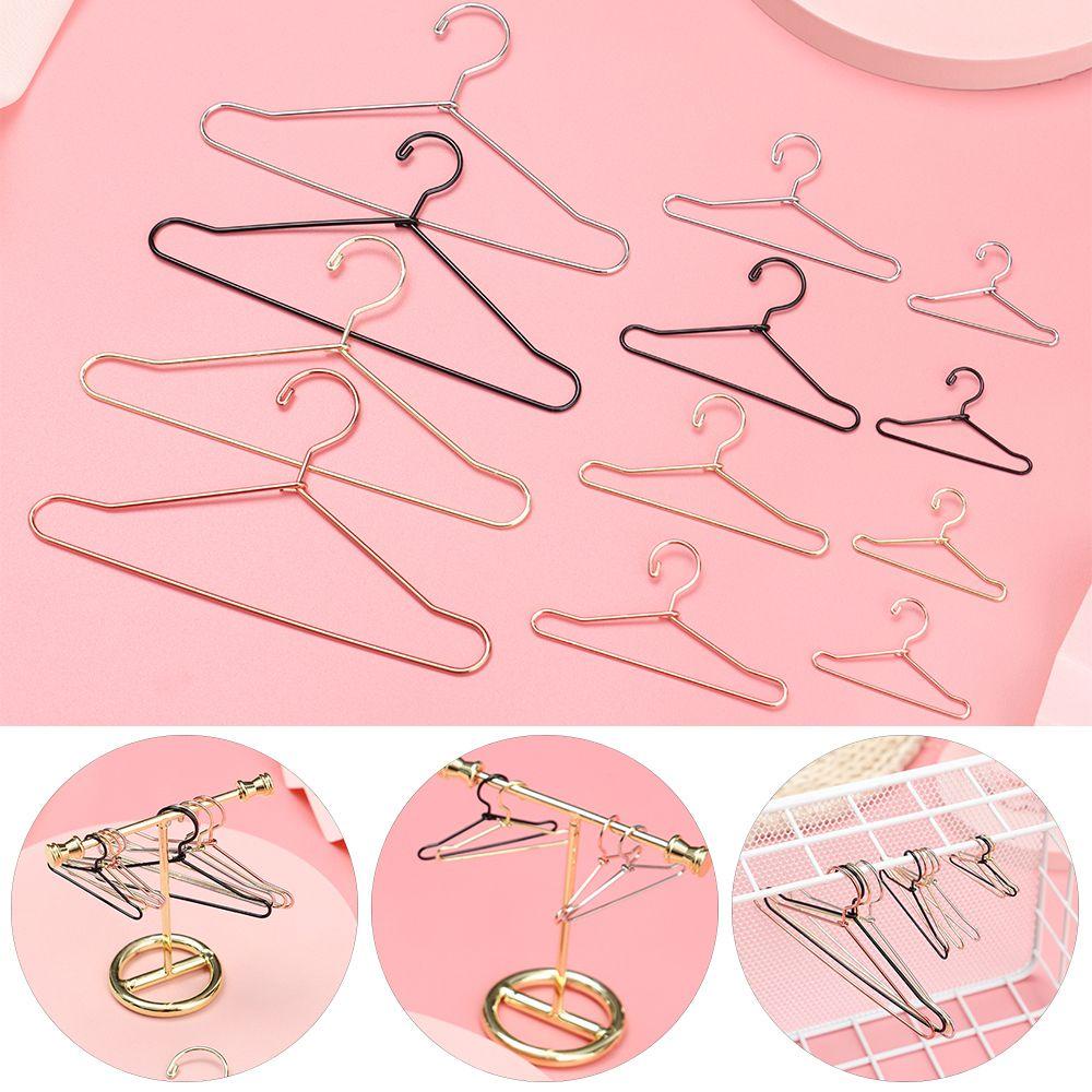 Set 10 Móc Treo Đồ Mini Tỉ Lệ 1 / 6 Trang Trí Nhà Búp Bê