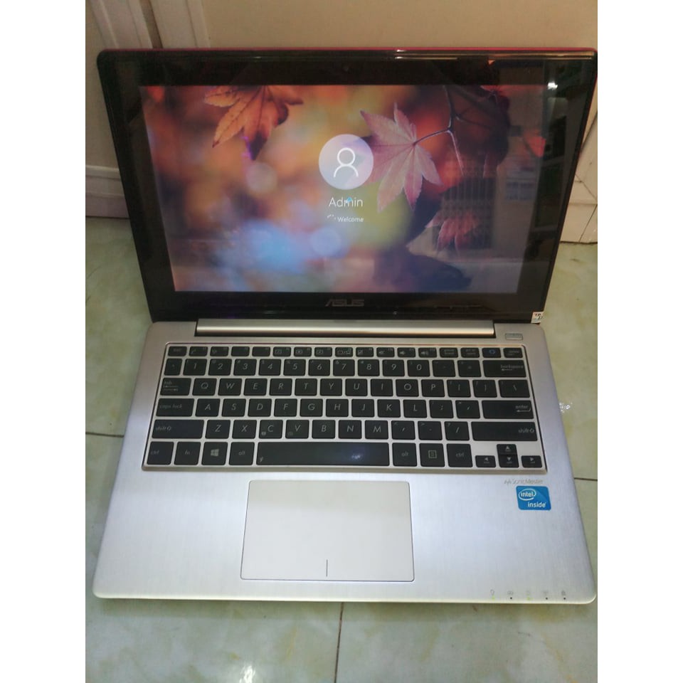 Laptop Mini Asus X202E core i3 3217U /RAM 4GB /HDD 500GB /Màn 11inh cảm ứng đẹp 98%