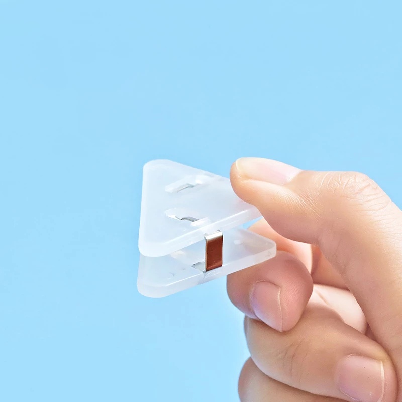 Set 5 kẹp giữ tài liệu hình tam giác bằng nhựa đa năng thiết kế dễ thương