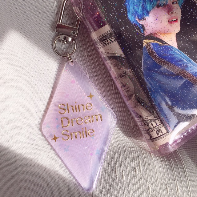 Móc khoá golden letters keychain