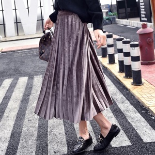 Chân váy midi xếp li