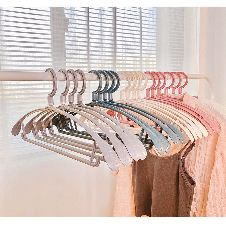 Móc Treo Quần Áo Bằng Nhựa Chống Trượt Gam Màu Pastel Sang Trọng
