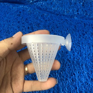 Giỏ nhựa đựng giun cho bể cá cảnh