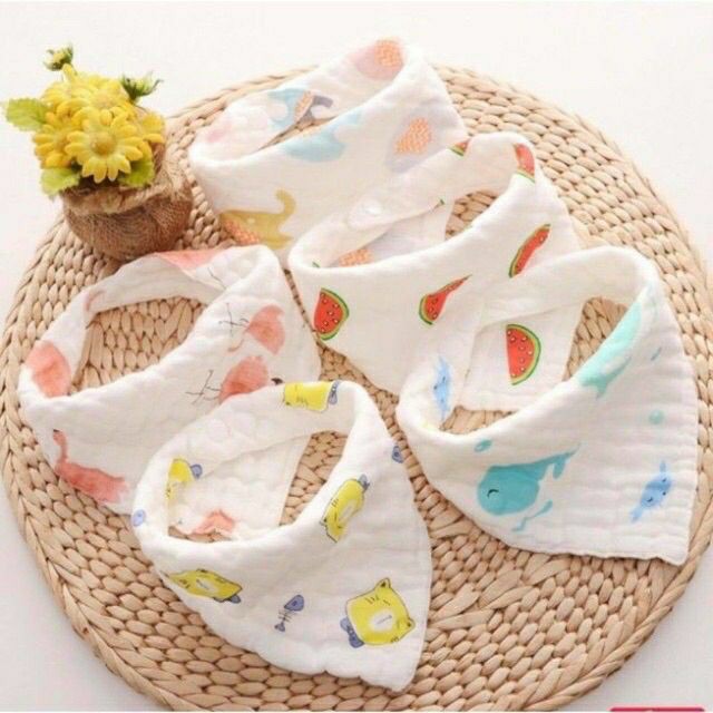 Yếm tam giác xô 6 lớp , yếm thun cotton 2 nút bấm cho bé