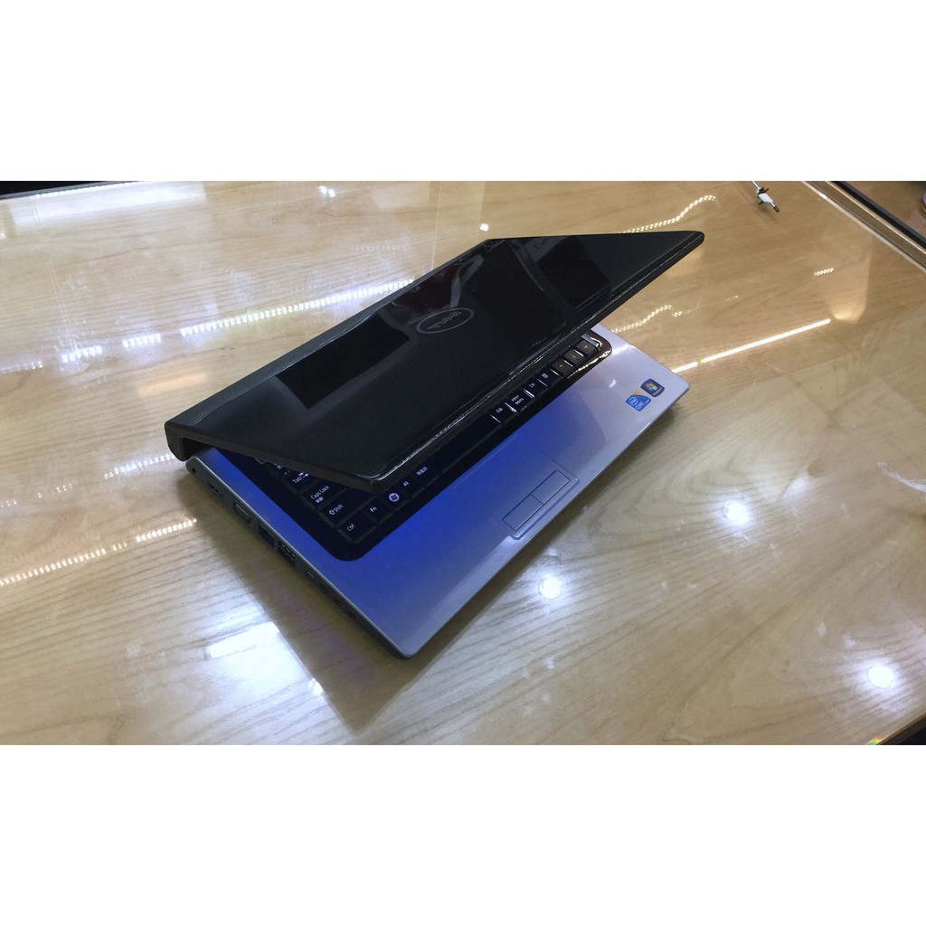 Laptop Dell Studio 1557 Core i7-Q720/Ram 8GB/ SSD 240GB/ LCD 15.6″Inch/ VGA Rời đồ họa ATI Radeon