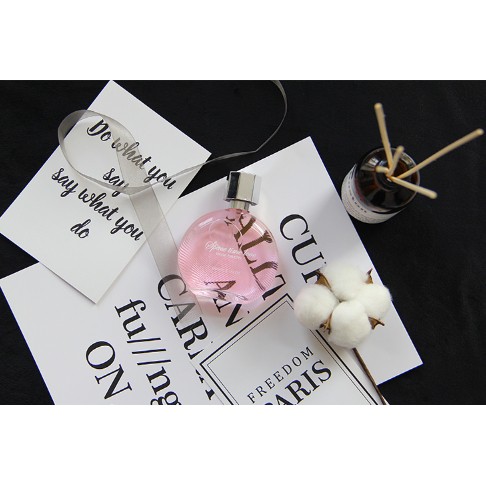 Bông gòn dùng làm phụ kiện chụp ảnh