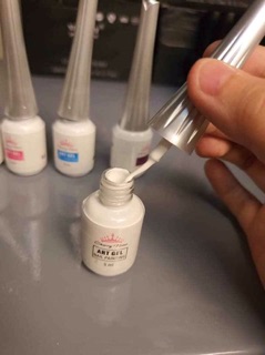 Sơn gel cọ nét hoa hồng