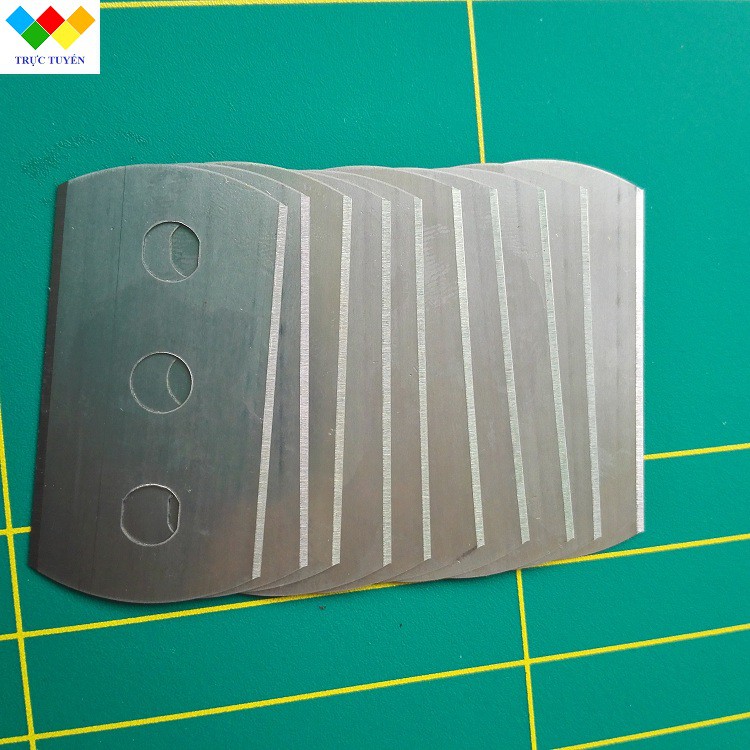Dao cắt bạt decal