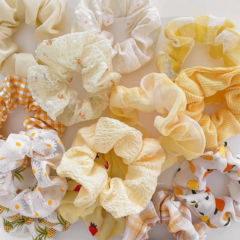 Cột Tóc Vải Scrunchies Ngẫu Nhiên Một Cái
