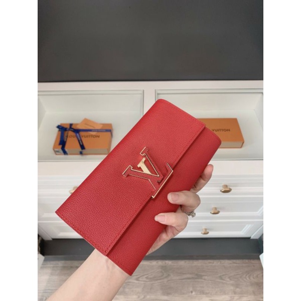 Ví cầm tay capu lv