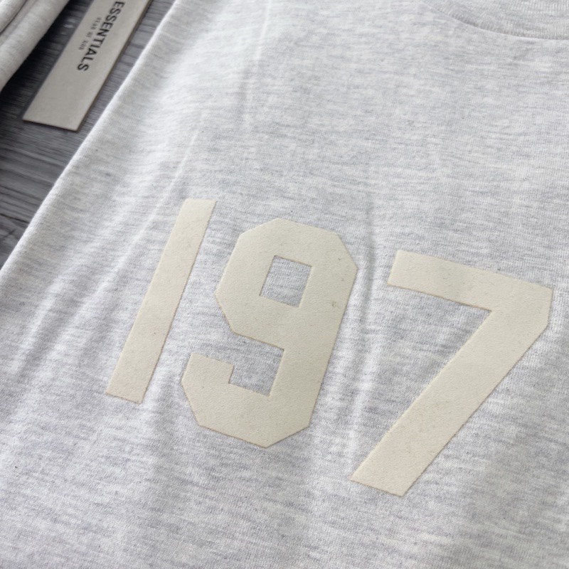 Set Quần Áo FOG Fear Of God ESSENTIALS SS22 1977 Light Oatmeal