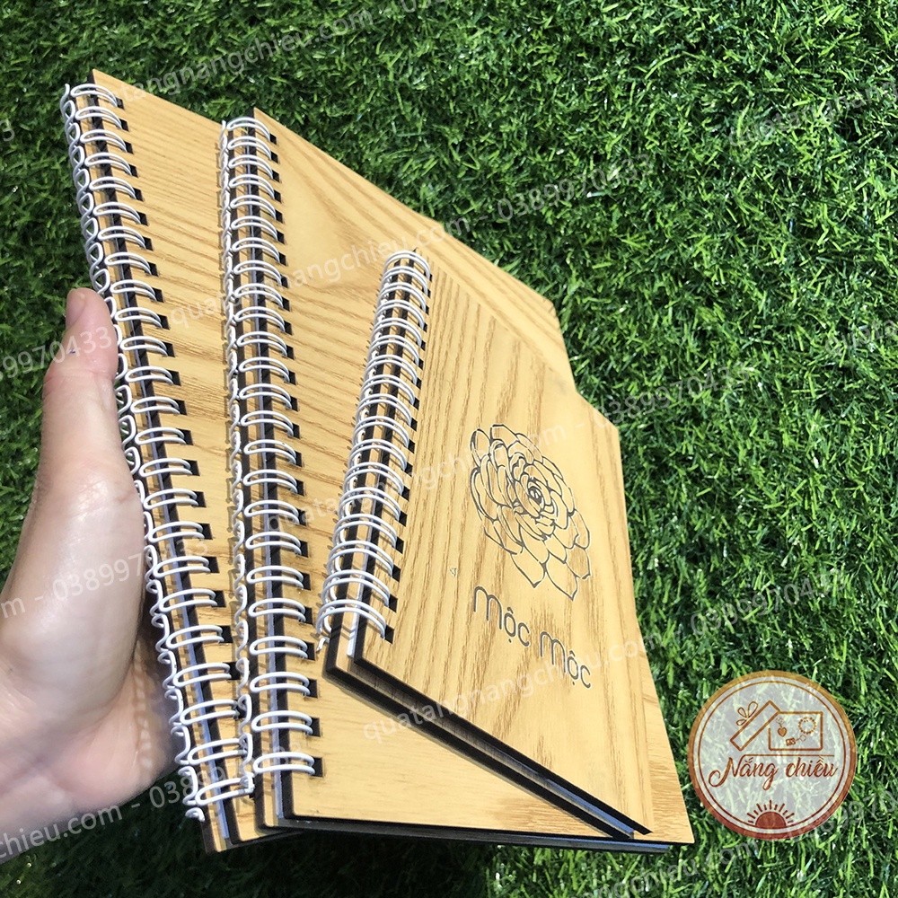 Quà tặng thầy cô ý nghĩa ngày 20.11- Sổ Tay lưu bút tặng thầy cô, bạn bè- Gáy lò xo, Sổ bìa gỗ khắc theo yêu cầu