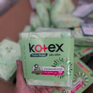 Combo 10 gói băng vệ sinh (bvs) kotex thảo dược (4 miếng) hàng tặng