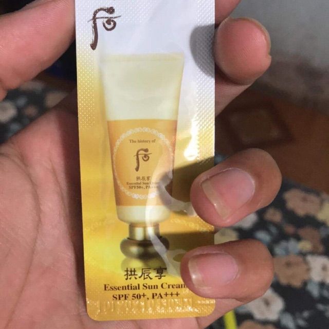 10 gói kem chống nắng Whoo Essential Cream