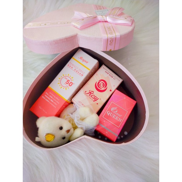 Quà tặng cho nữ