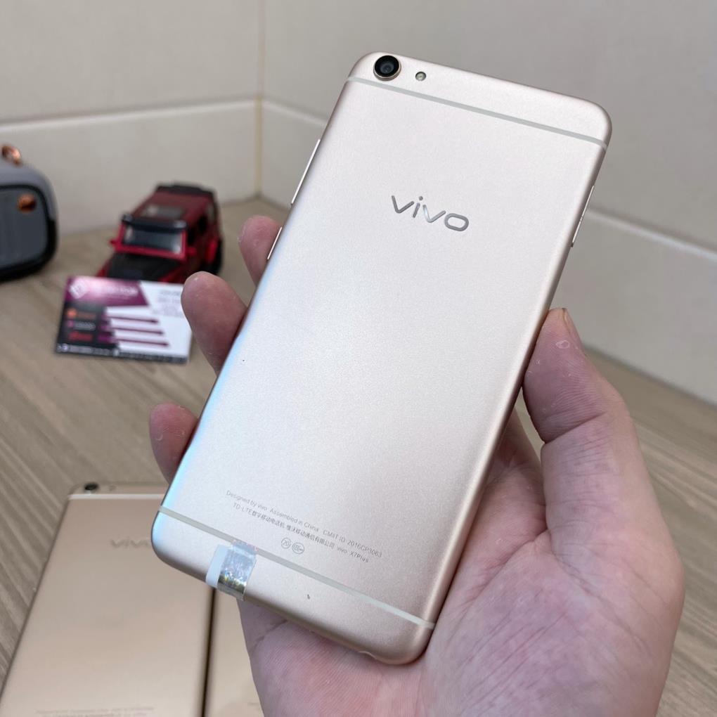 Điện thoại Vivo X7 Plus màn 5.7 inch - Snap 652 ram 4G 64G