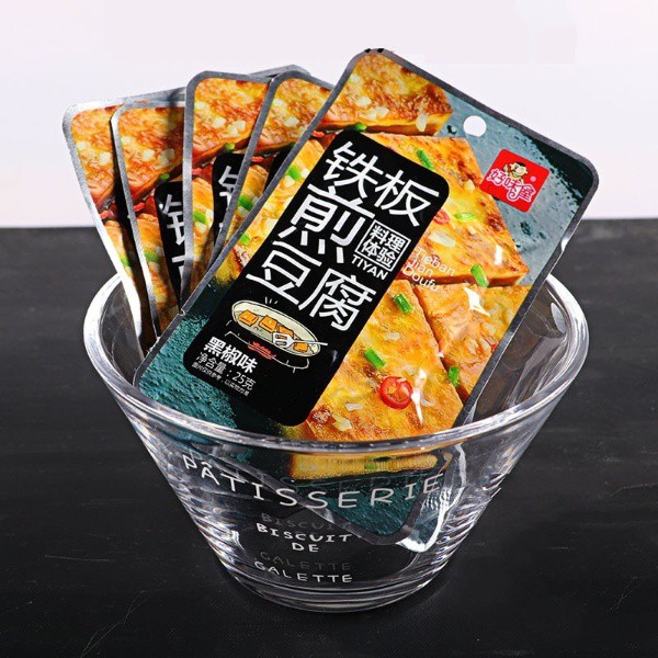 Đậu phụ cay chiên giòn ăn liền Hồ Nam 1 gói 25gr đồ ăn vặt Sài Gòn vừa ngon vừa rẻ | Dacheng Food | BigBuy360 - bigbuy360.vn