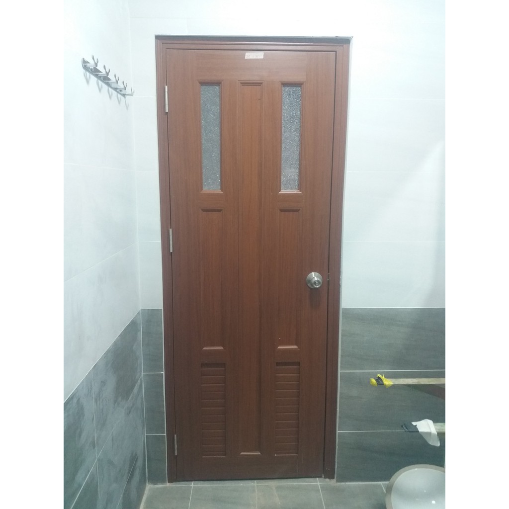 Mẫu cửa nhựa Đài Loan giá rẻ chuyên lắp đặt cho nhà vệ sinh