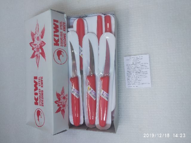 Dao tỉa hoa quả kiwi