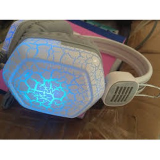Tai nghe Qinlian A7 đèn LED đổi màu