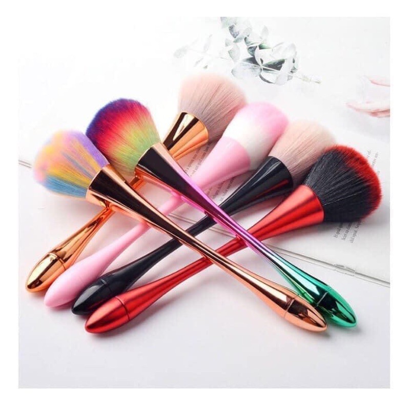 Chổi phủi bụi dài “dụng cụ phủi bụi móng khi làm nail”