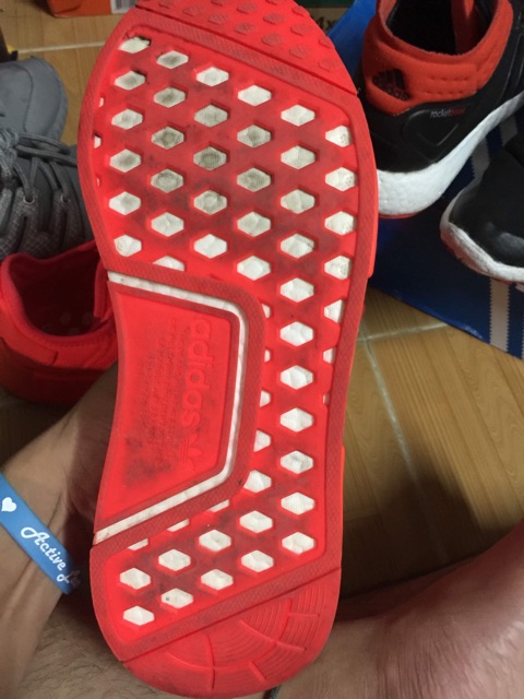 Giày NMD R1 red solar bản limited (bản xách tay, used)