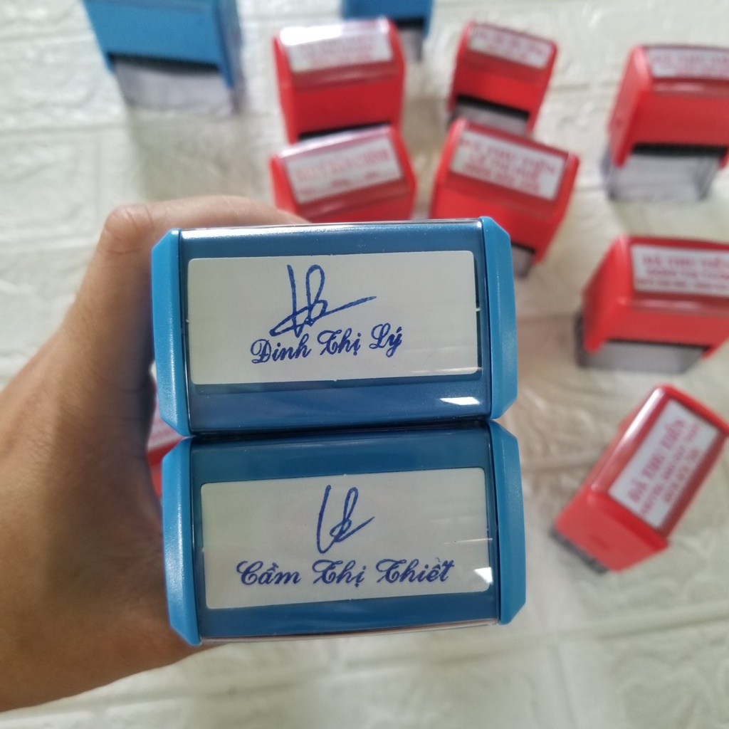 CON DẤU CHỮ KÝ
