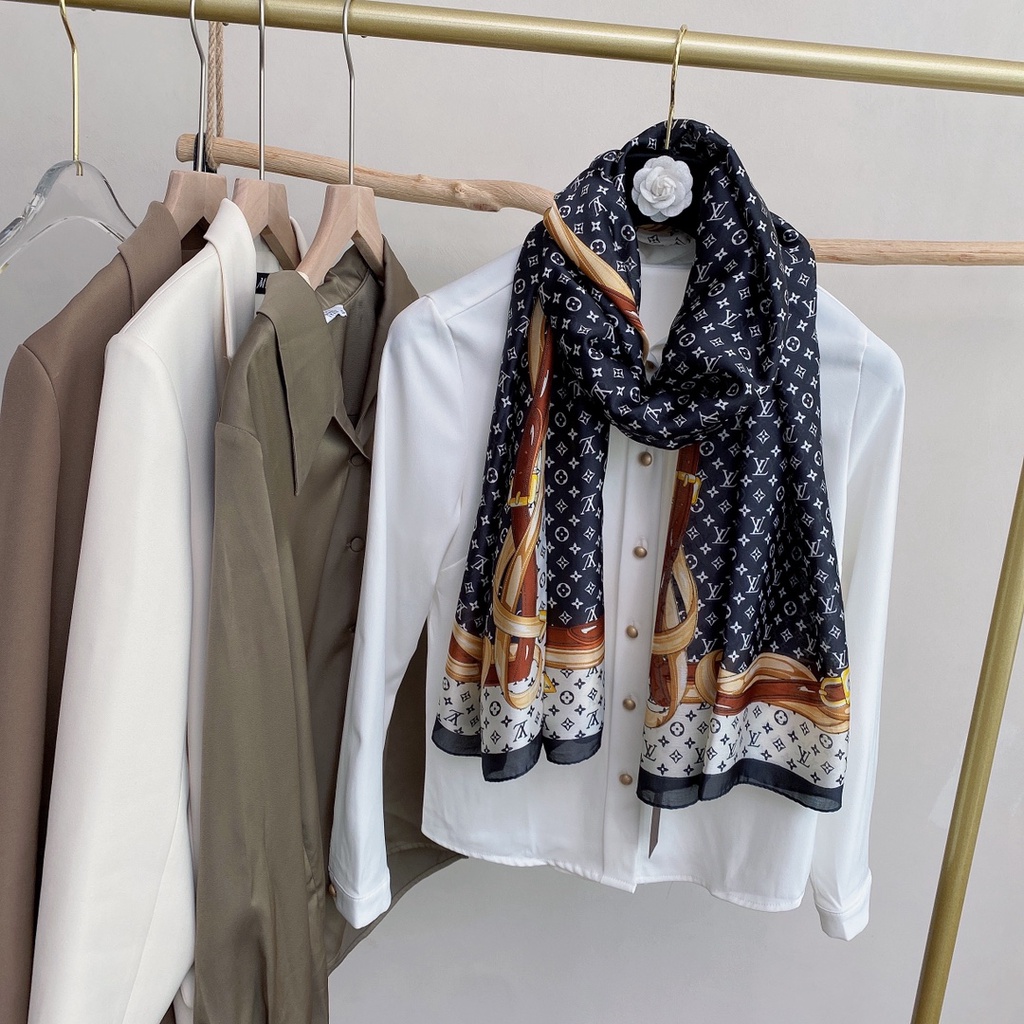 Khăn Choàng Lụa Dài Chống Nắng In Chữ Sang Trọng Cho Nữ 2022