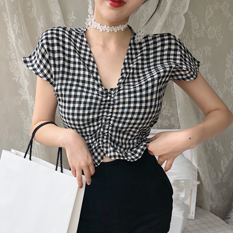 Áo kiểu cổ chữ V phối nơ thiết kế thanh lịch