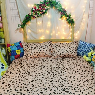 set ga gối bộ báo hồng decor