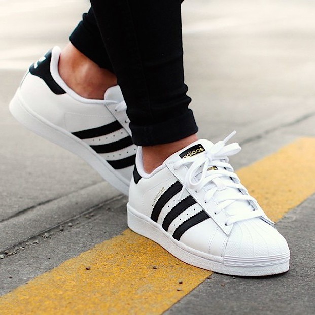 [Chính hãng] Giày thể thao Adidas Superstar tem vàng C77154