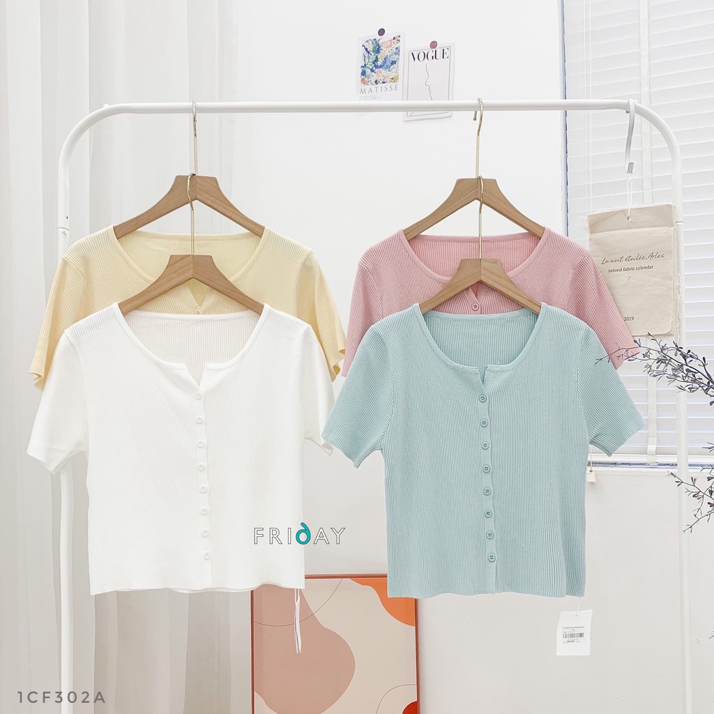 Áo croptop tăm len hàng khuy Friday | BigBuy360 - bigbuy360.vn