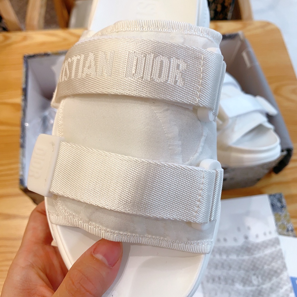 Dép Xỏ Ngón Mớid-WANDER