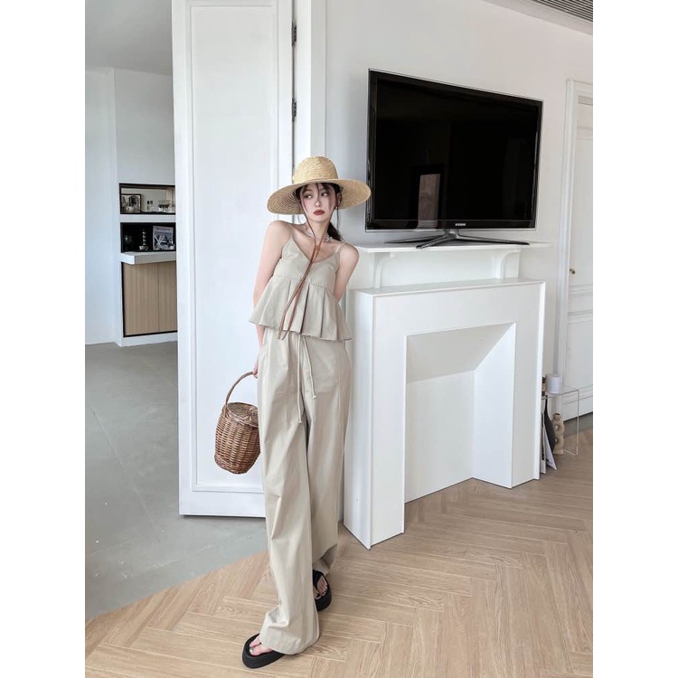 Set Áo Xếp Ly Bản To Lạ Mắt Kết Hợp Quần Xuông Rộng Hàn Quốc Hàng May Thiết Kế Ta.um Clothes