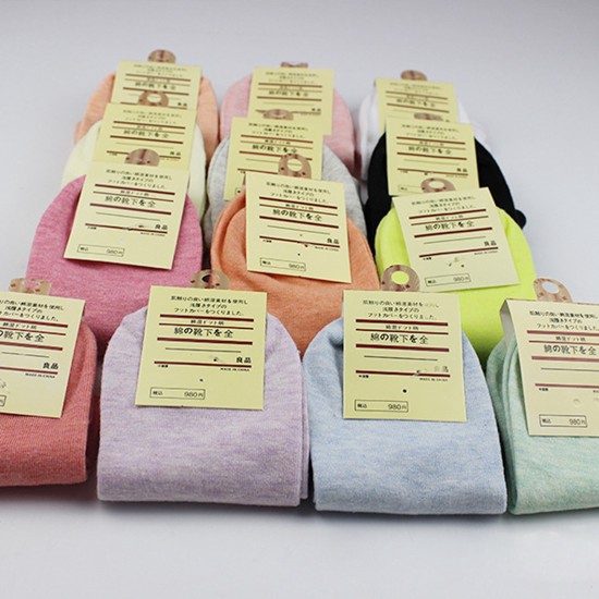 Đôi Tất Cotton Màu Trơn Thoáng Khí Xinh Xắn Cho Nữ