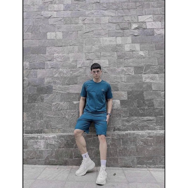 NAMC08 - BỘ THỂ THAO TRƠN CỔ TRÒN 2 MÀU THÊU CHO NAM | BigBuy360 - bigbuy360.vn