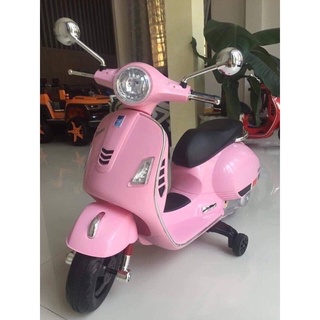 Xe máy điện Vespa Q618