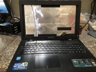 Xác lapttop X553M