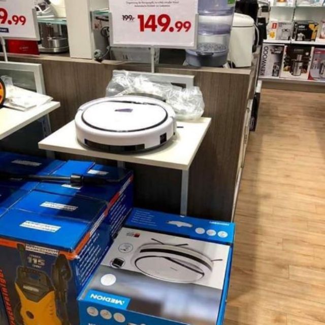 ROBOT HÚT BỤI MEDION 18500