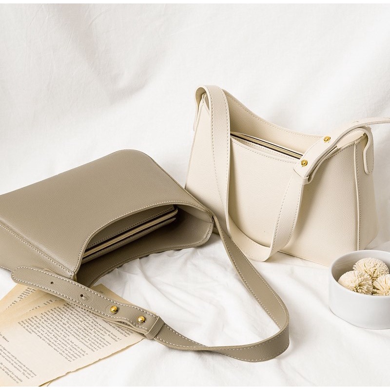 Túi Xách Vuông Bo Góc Kẹp Nách Hàn Quốc