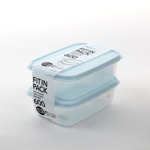 Set 2 hộp nhựa nắp dẻo 600ml.