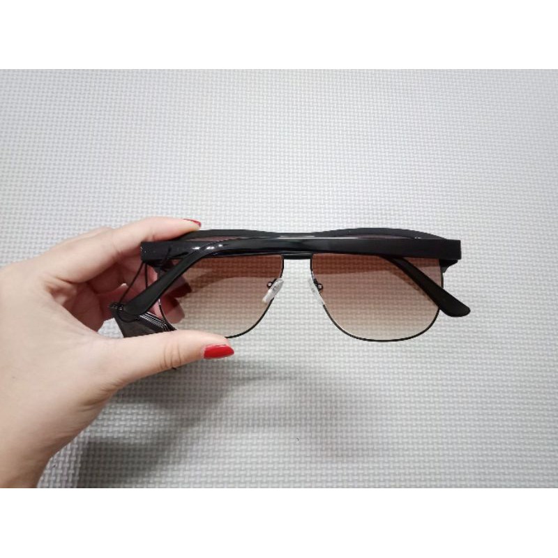 Kính HM Tây Ban Nha, hàng chuẩn auth, có mail mua hàng chính hãng