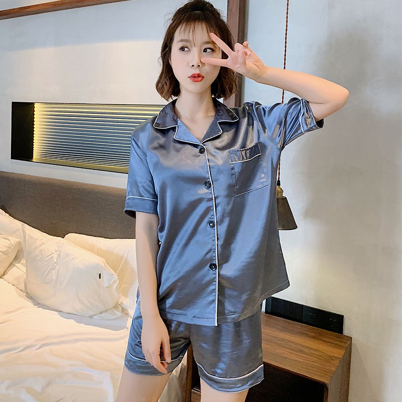 Bộ đồ ngủ Pijama ngắn bằng vải lụa mát cho cặp đôi