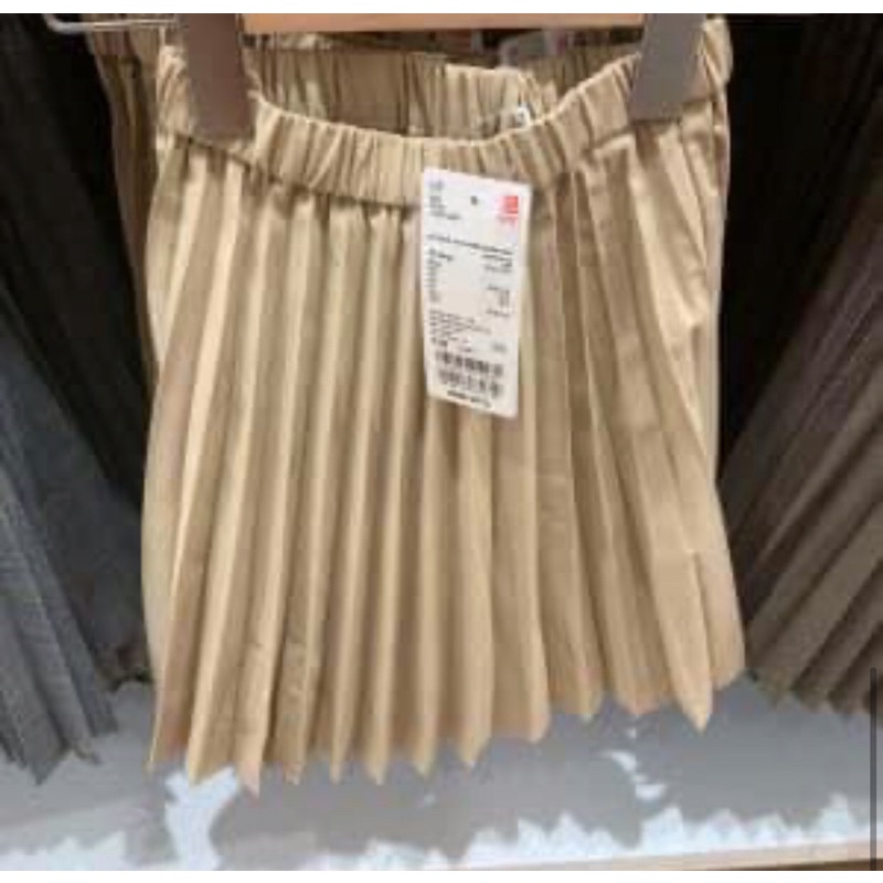 Váy xêp ly uniqlo nhật size 100