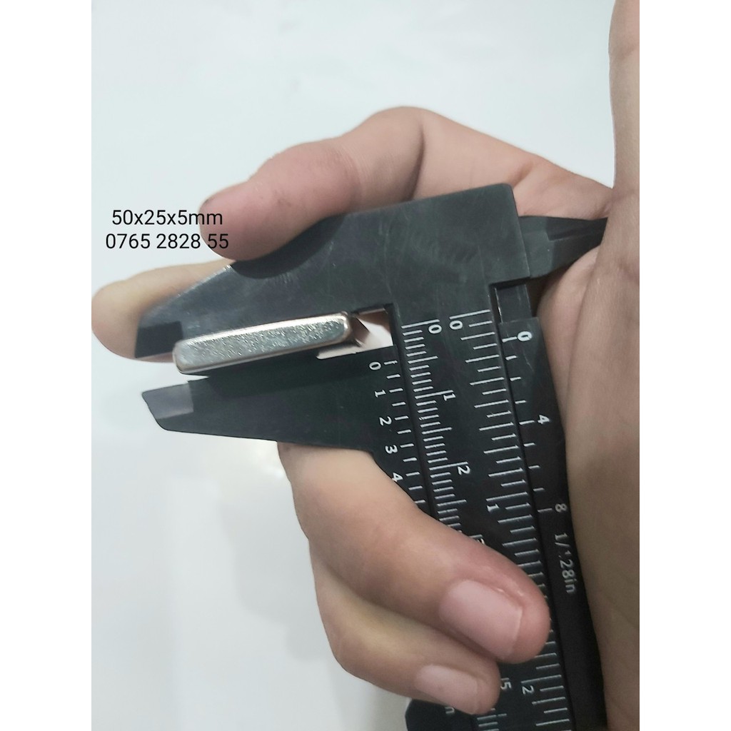 Nam châm viên đất hiếm: 50x25x5 Lực mạnh