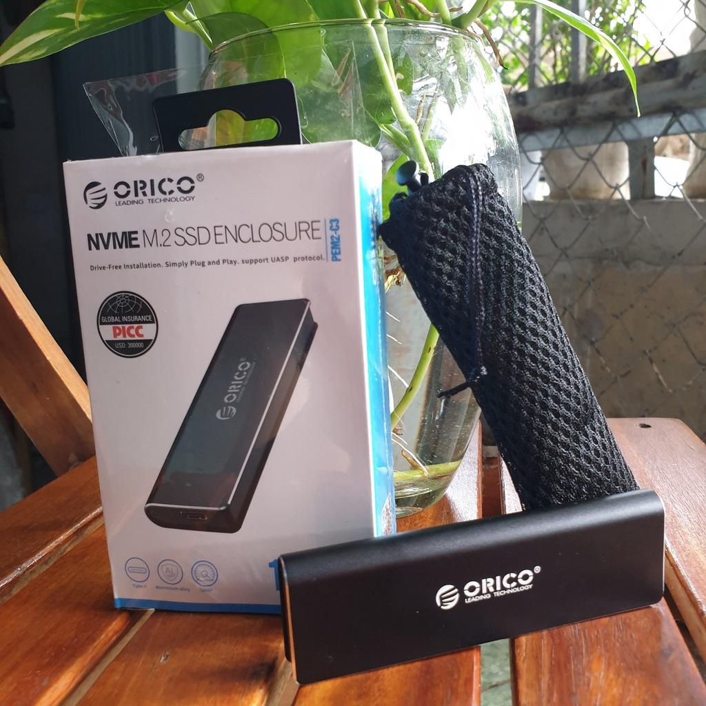 (Tặng túi) Box Ổ Cứng SSD ORICO NVME M.2 bo gốc (PEM2-C3) - Màu Đen (tặng túi lưới chống sốc cho box)