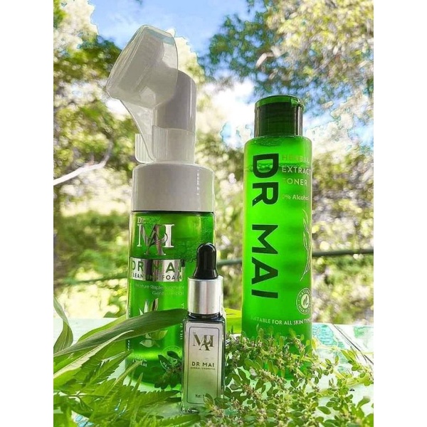 Serum Dr Mai giúp dưỡng ẩm và hỗ trợ giảm mụn, mờ thâm sẹo