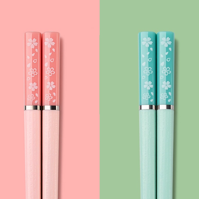 Bộ 5 đôi đũa họa tiết hoa anh đào rơi T18