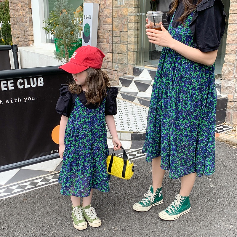 Đầm In Hoa + ÁO Thun Cho Mẹ Và Bé