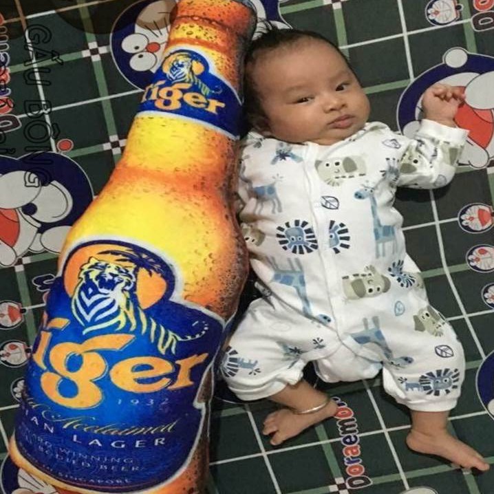 GỐI ÔM CHO BÉ HÌNH CHAI BIA